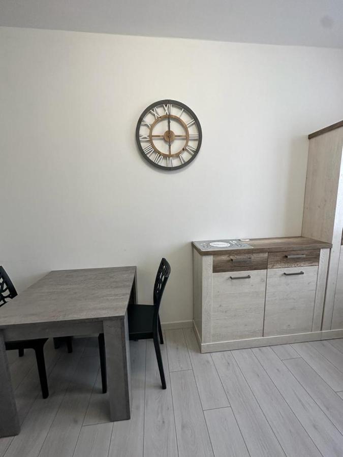 Cavour Apartment Center Bardolino Bagian luar foto